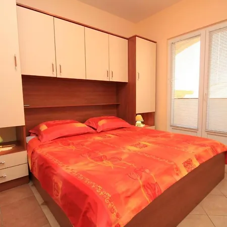 8253c Apartmán *